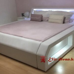 Мягкая кровать в спальню под заказ в виде Самолета