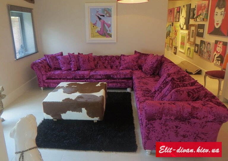 червоний кутовий диван