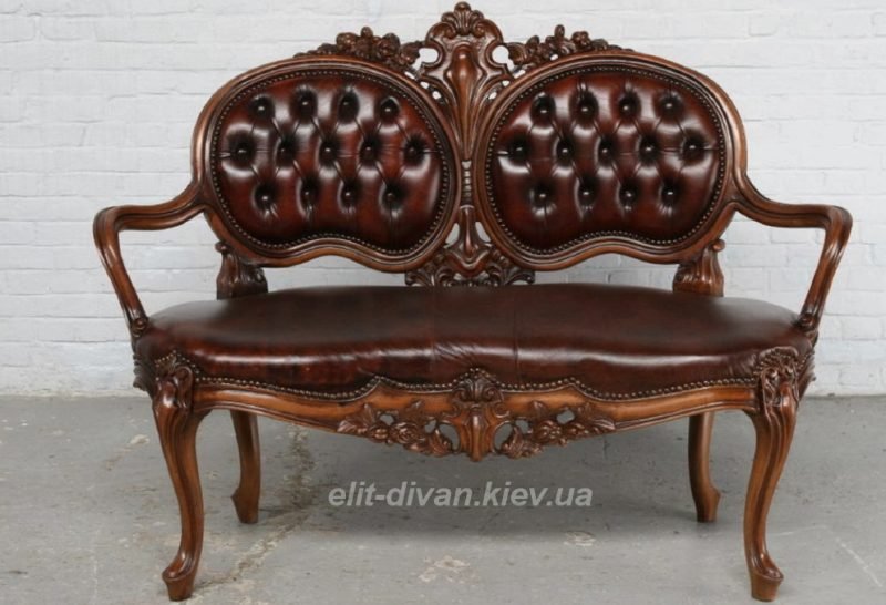 классический диван честерфилд из кожи