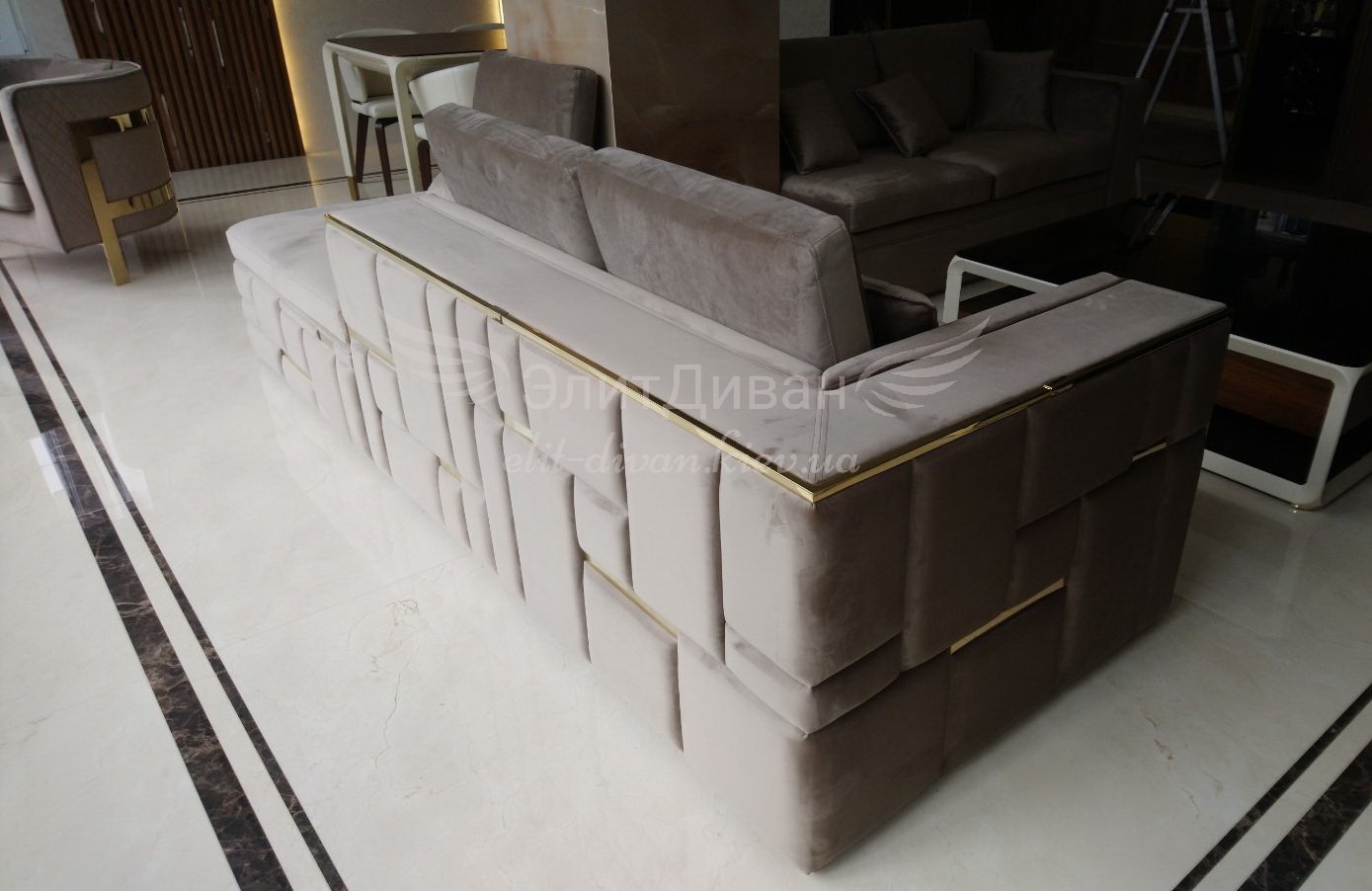 копия дизайнерского углового итальянской дивана Киев