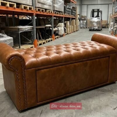 дизайнерский пуф из кожи в виде честера